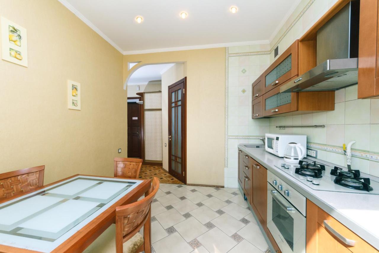 Квартира На Крещатике Kiev Exterior foto